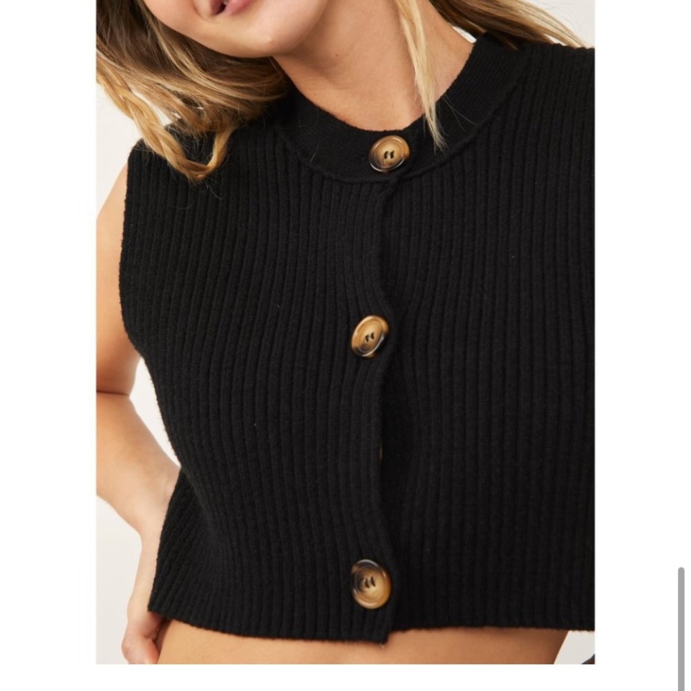 Free People-  Three Button Crop Sweater- Ribbed Black - Picture 4 of 10